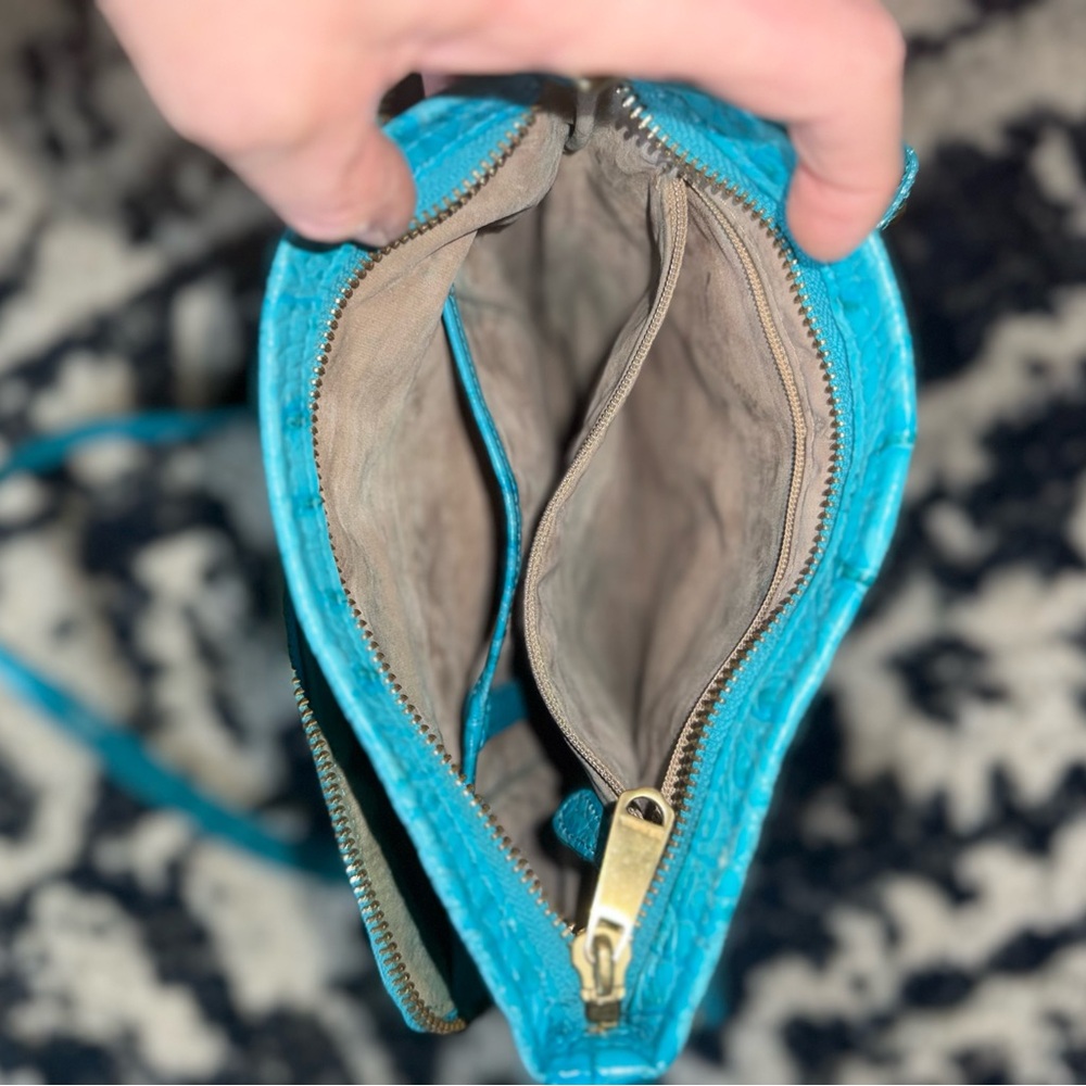 Brahaim crossbody - Picture 3 of 8